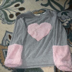 Bobbie Brooks Kids Long Sleeve Gray Shirt with Pink Heart
